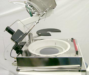 Side view of Powered Lid